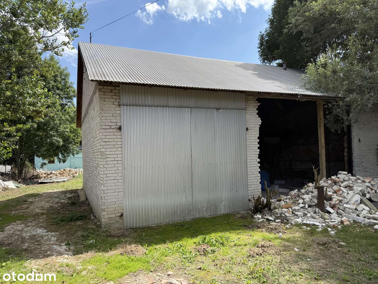 Działka 16a zabudowana domem i garażem-6