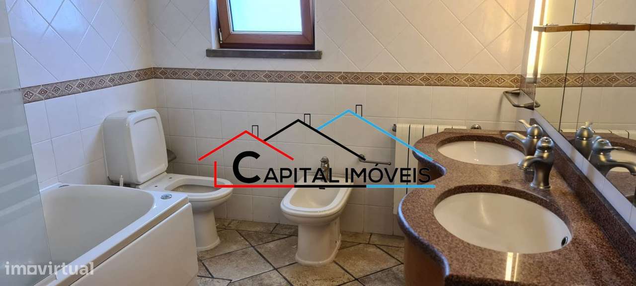 Moradia isolada T3+2 com piscina, em Caixas Sesimbra-19