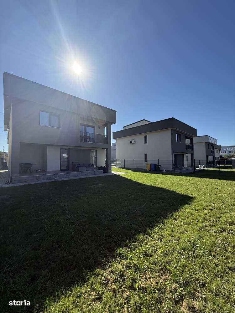 Casă cu rooftop , 3 dormitoare , 3 băi , ansamblu rezidențial-4