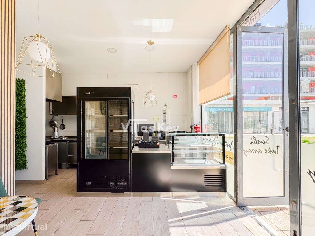 Loja para venda em Lagos, com licença de comércio e serviços - Grande imagem: 4/17