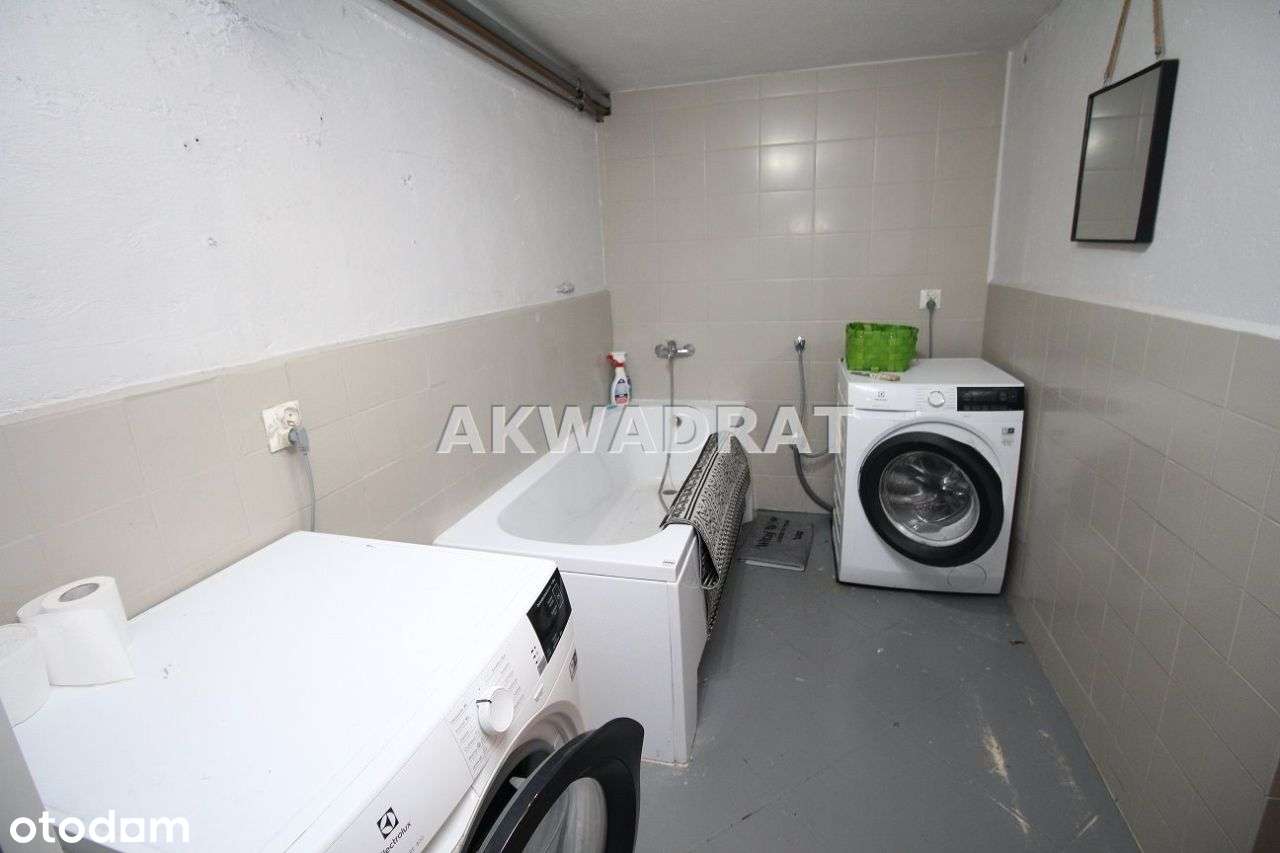 Dom w zabudowie szeregowej Piaskowa Góra-15