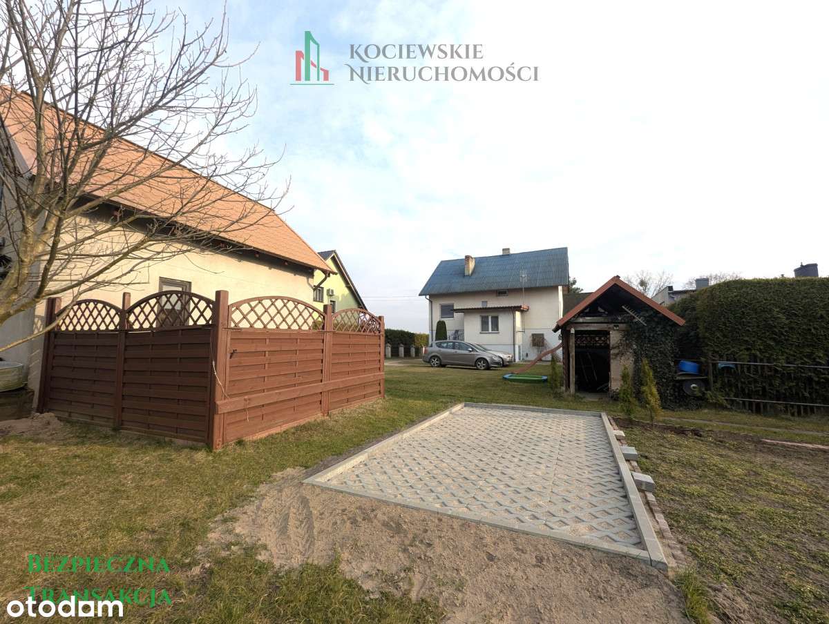 Dom z potencjałem dla rodziny lub inwestora.-16