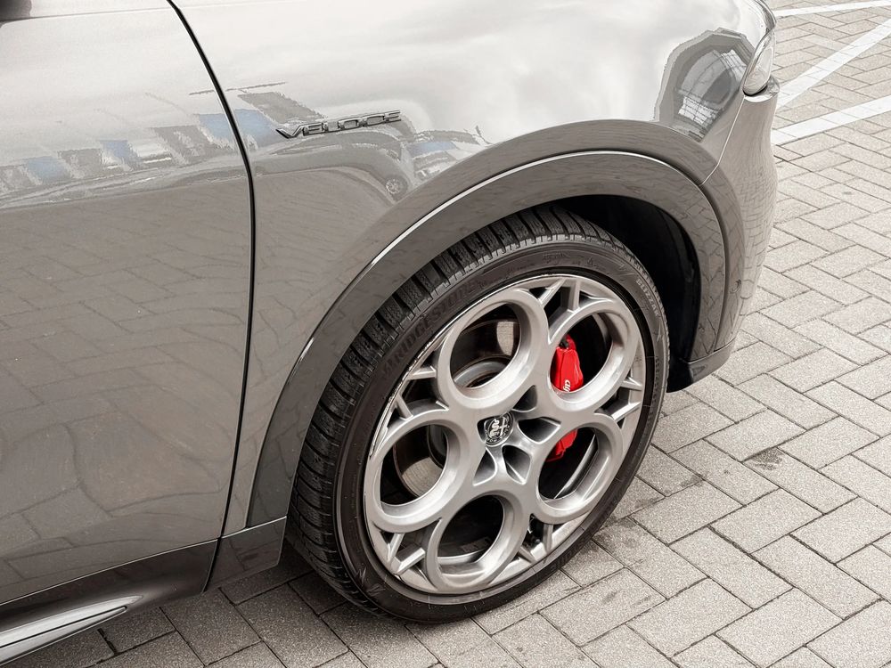 Alfa-Romeo Tonale 1.5 T4 Gse MHEV Veloce Dct 160 KM — zdjęcie 2