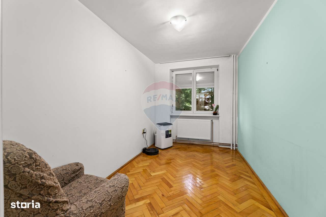 Apartament cu 4 camere de închiriat în zona Banu Maracine - Imagine principală: 3/8
