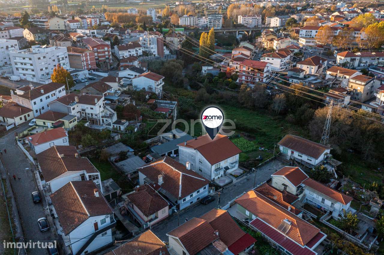 Apartamento T3 em Ermesinde com garagem Box-50