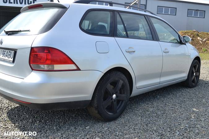 Volkswagen Golf 1.9 TDI DPF Comfortline - 3