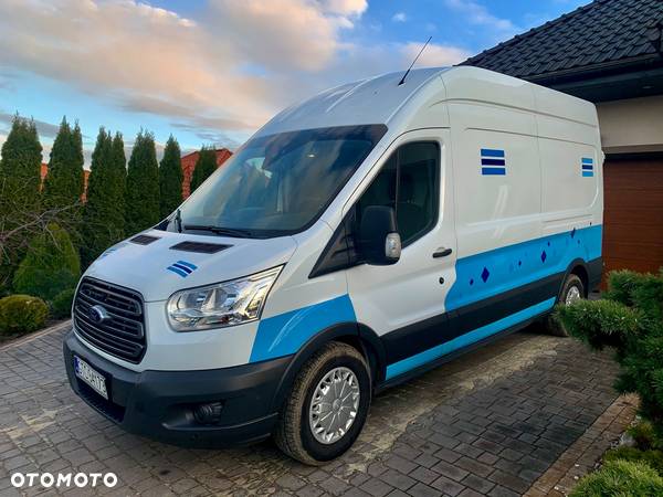 Ford Transit - 1