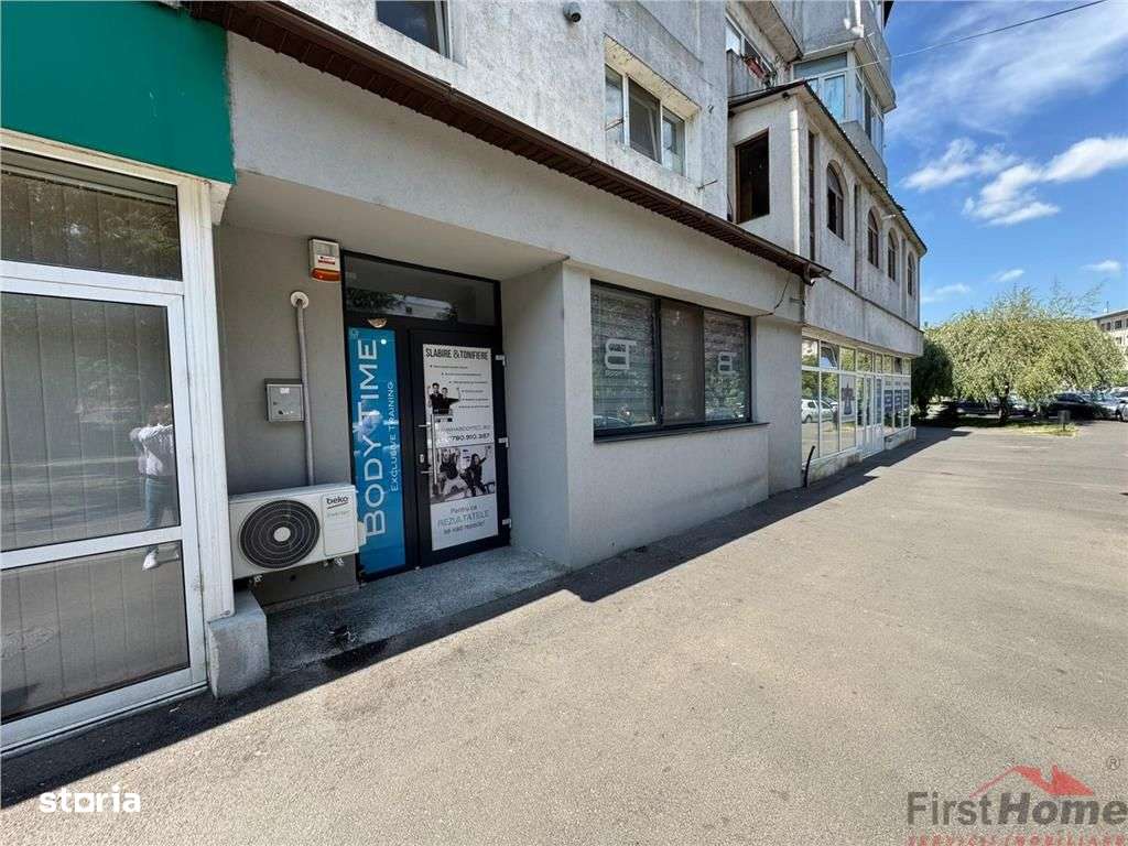 Spatiu comercial renovat complet de vanzare in Focsani - Imagine principală: 1/19