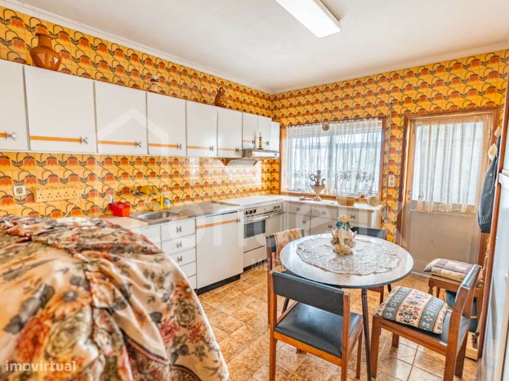 Moradia de 4 frentes para venda em Leça do Bálio. - Grande imagem: 5/55