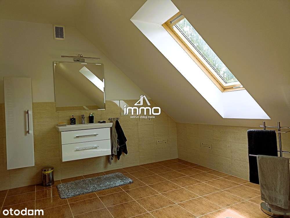 SOSNÓWKA, gm. Twardogóra - piękny dom z garażem w otulinie lasu-11