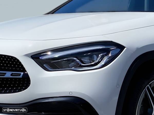 Mercedes-Benz GLA 180 d AMG Line - 3