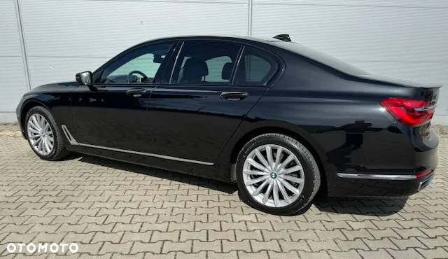 BMW Seria 7 750d xDrive - 3