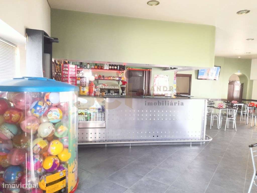 Café Snack-bar em atividade | Vila Nova de São Bento | Oportunidade... - Grande imagem: 2/46