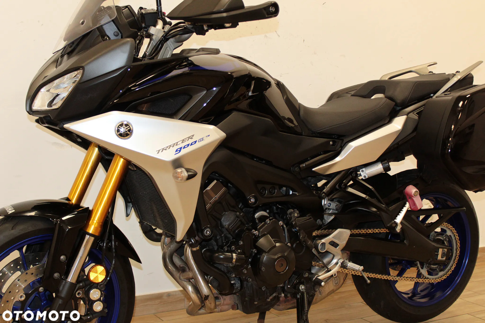 Yamaha MT - 12