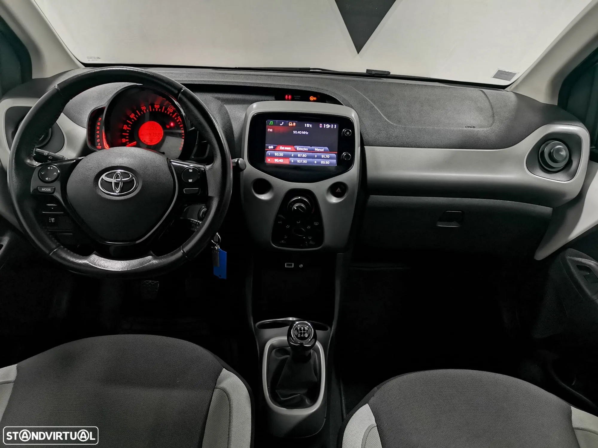 Toyota Aygo 1.0 X-Play+AC+X-Touch - 10