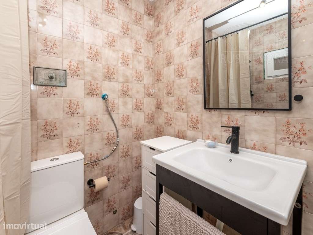 Moradia T2 em Cabeção com terraço-8