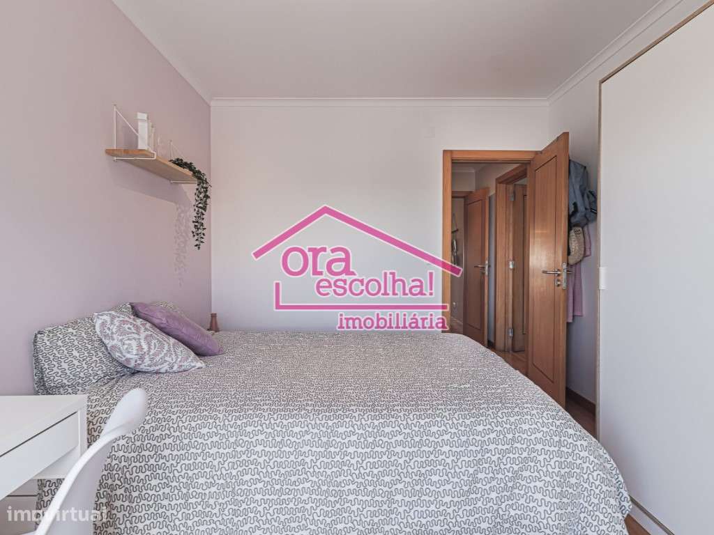 Apartamento T2 recente com 100 m2, Suíte e Parqueamento em Paio Pires!-15