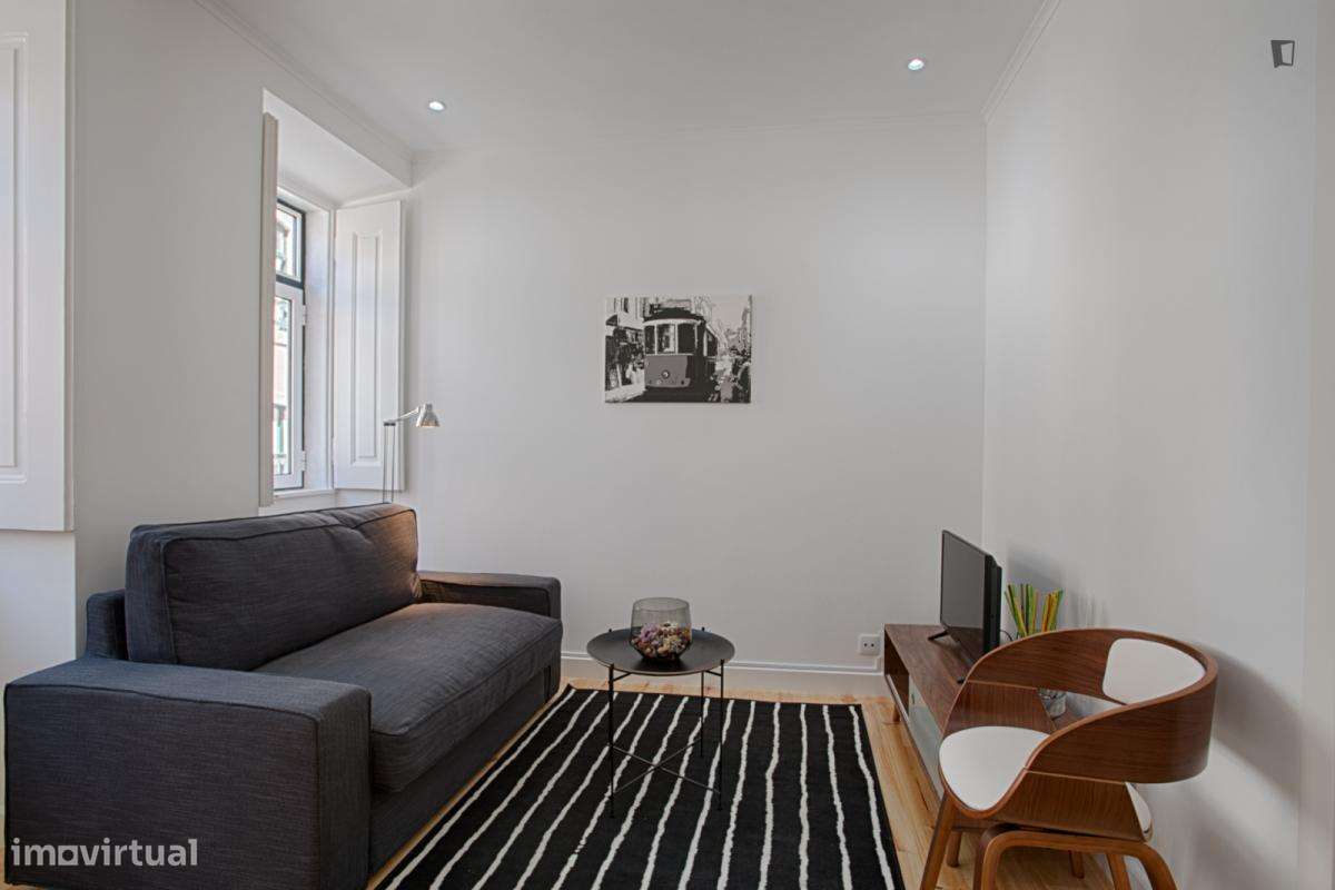 Apartamento com 1 quartos - localizado em Lisbon - Grande imagem: 5/6
