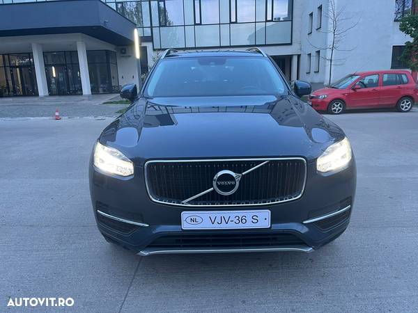 Volvo XC 90 - 2