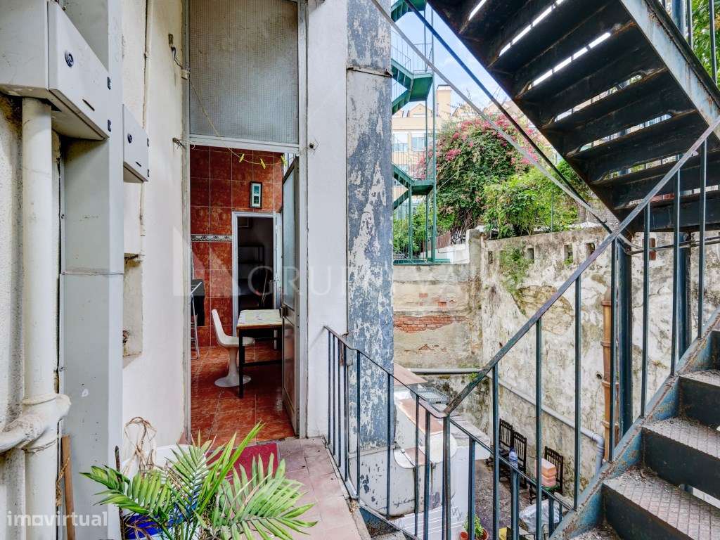 Apartamento T5 nos Anjos - Arroios-30