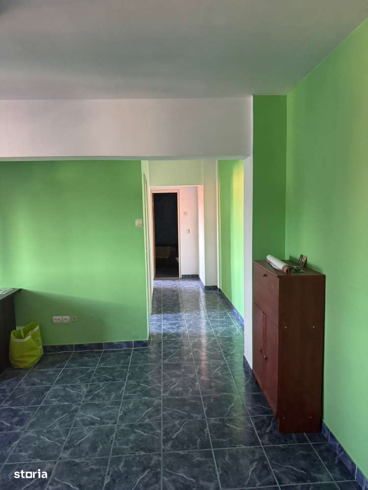 De vânzare – Apartament 3 camere- Câmpulung - Imagine principală: 4/5