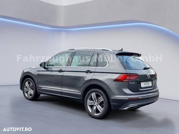 Volkswagen Tiguan - 4