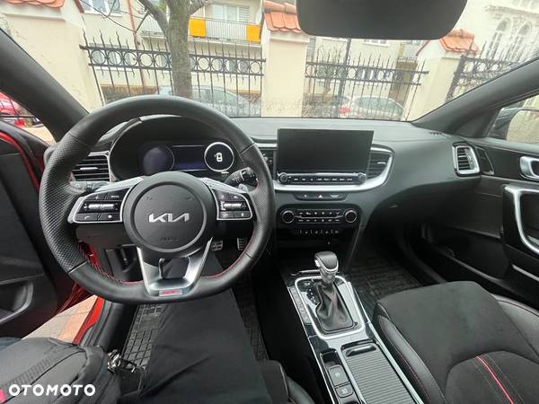 Kia Pro_cee'd ProCeed 1.6 T-GDI GT DCT - 12