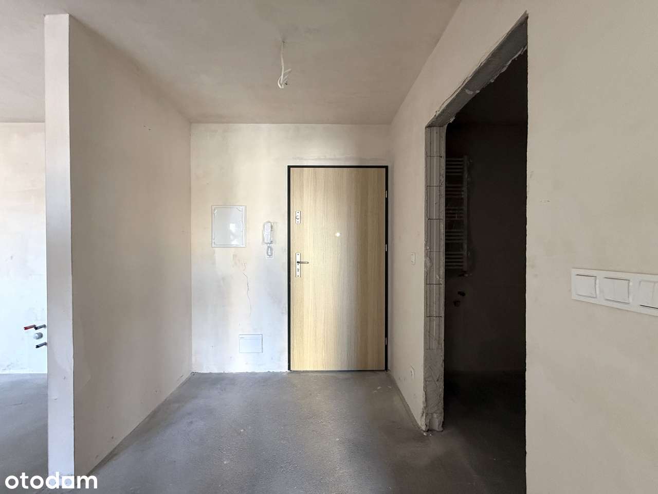 Nowoczesna przestrzeń z antresolą - 75m2 do własnej aranżacji-6