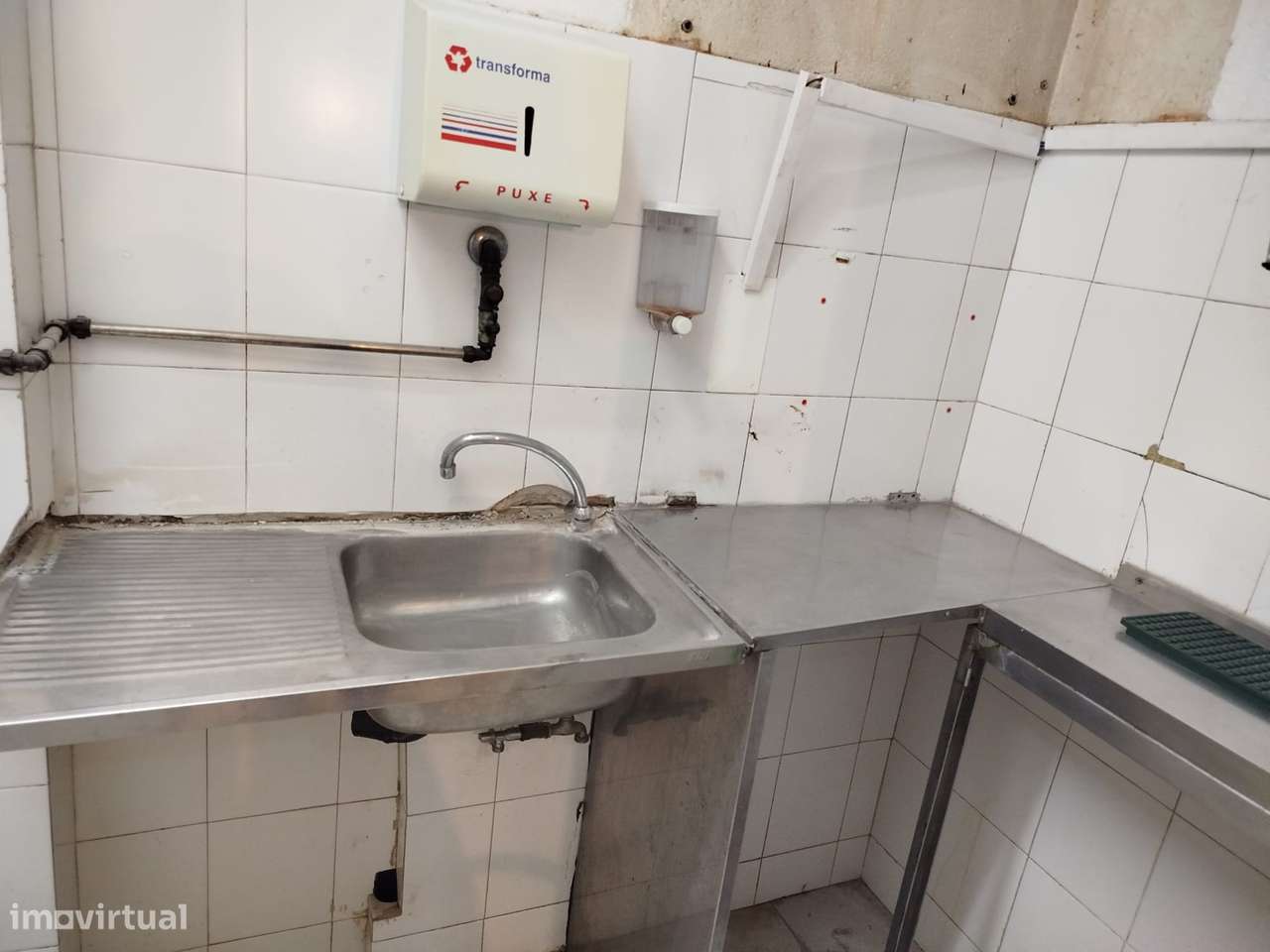 Oportunidade de Investimento — Loja à Venda no Lumiar por 50.000 €-7