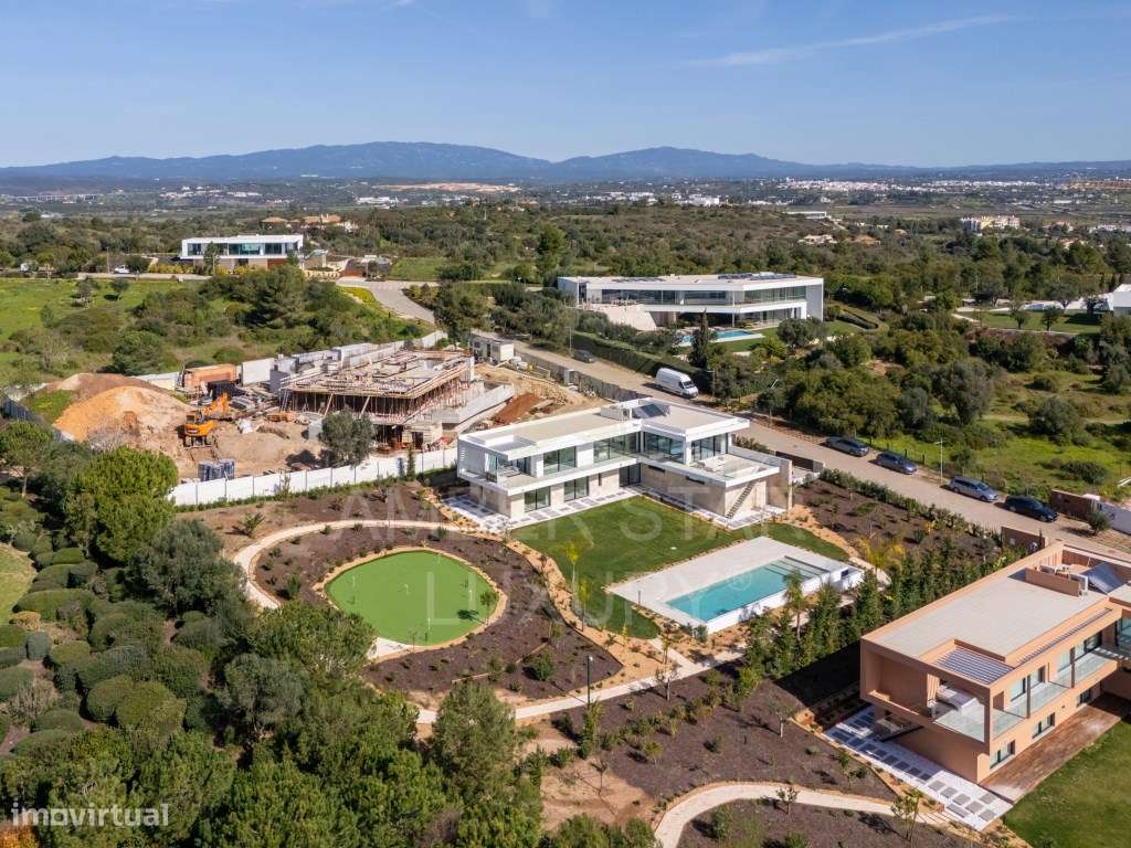 Moradia de Luxo com 4 Quartos e Vista Panorâmica sobre o Atlântico - Grande imagem: 3/49