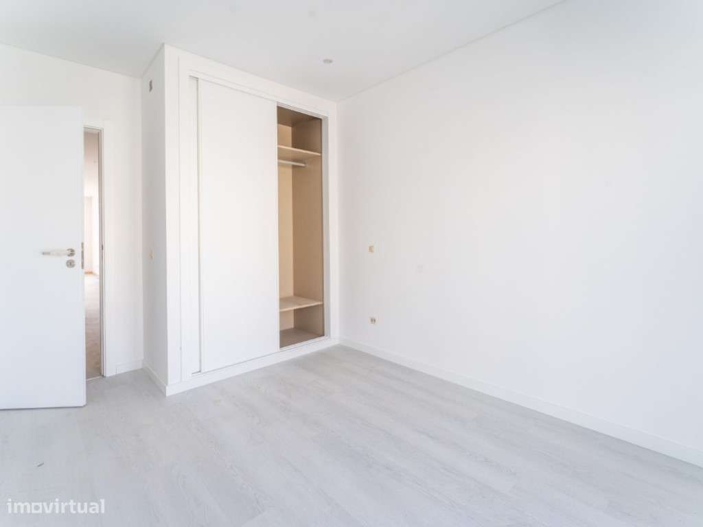 Apartamento T3 junto ao mercado- 200 mts da praia-16