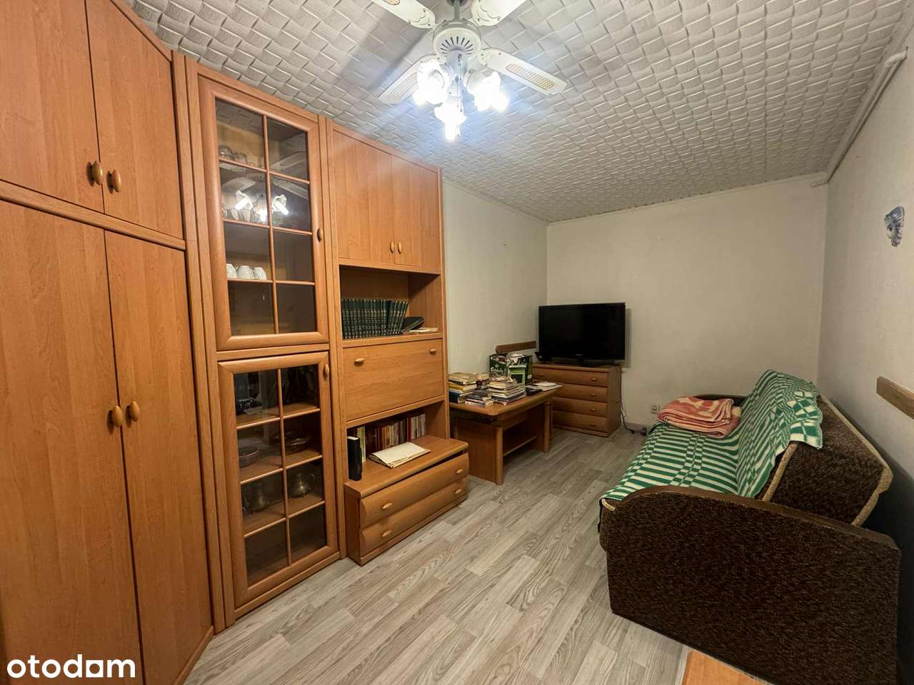 Dwa pokoje na 1 piętrze w bloku na Górnej!-1