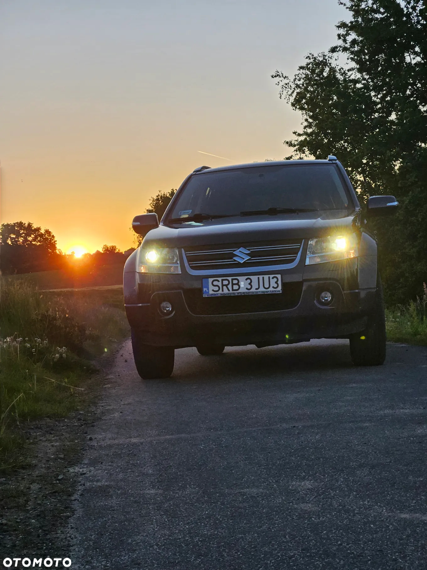 Suzuki Grand Vitara 2.4 De Luxe - 2