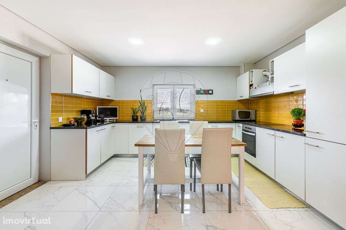 Moradia T5 em Priscos, Braga Imovirtual