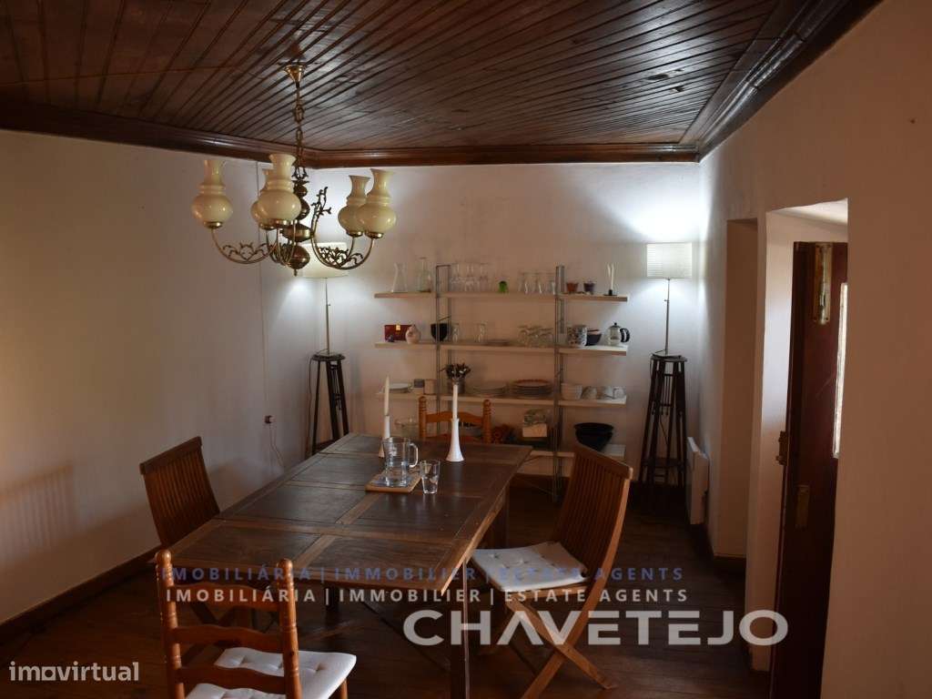 Casa De Aldeia Com Três Quartos, Varanda E Pátio - Grande imagem: 5/29
