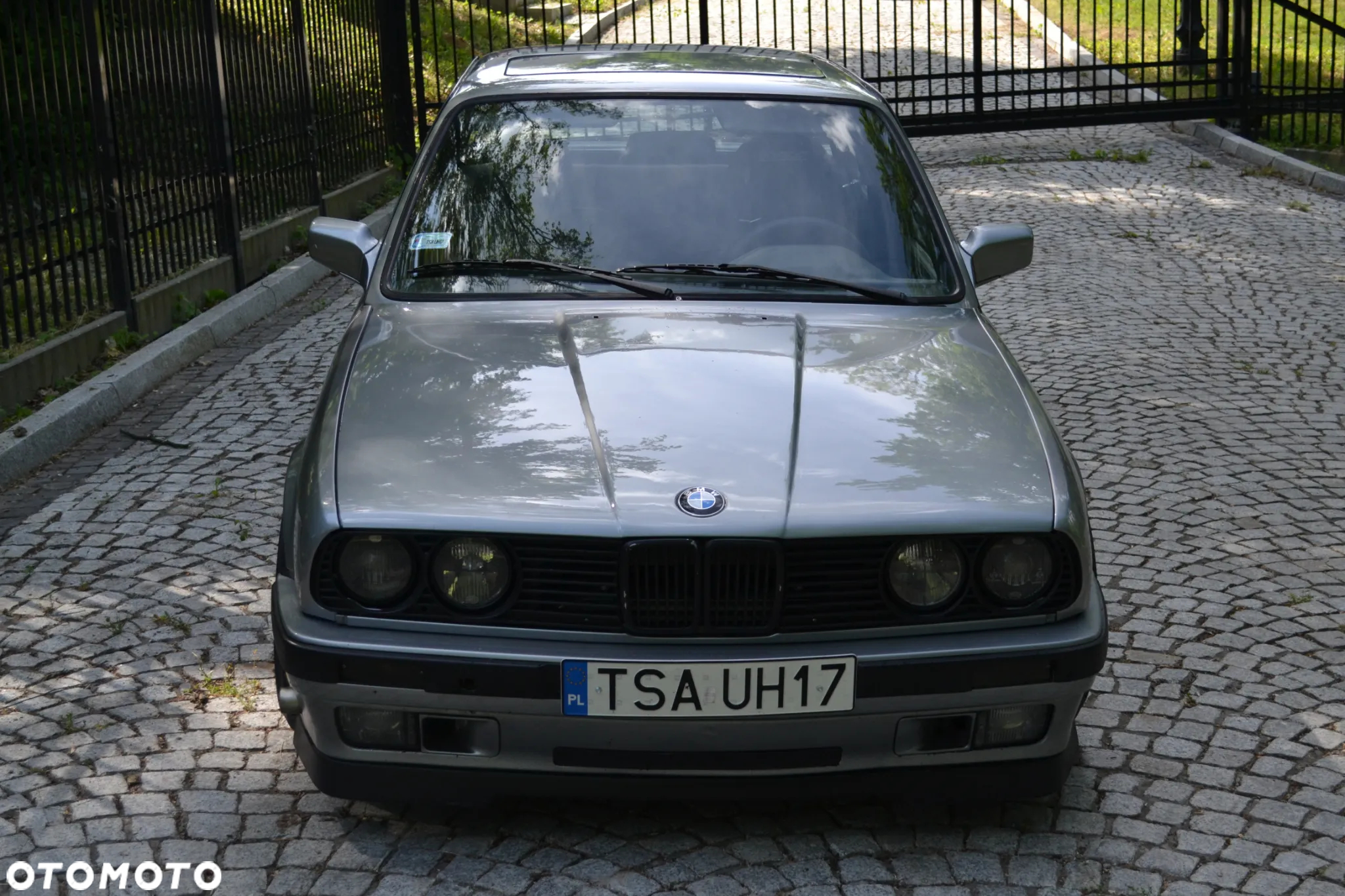 BMW Seria 3 325i - 5