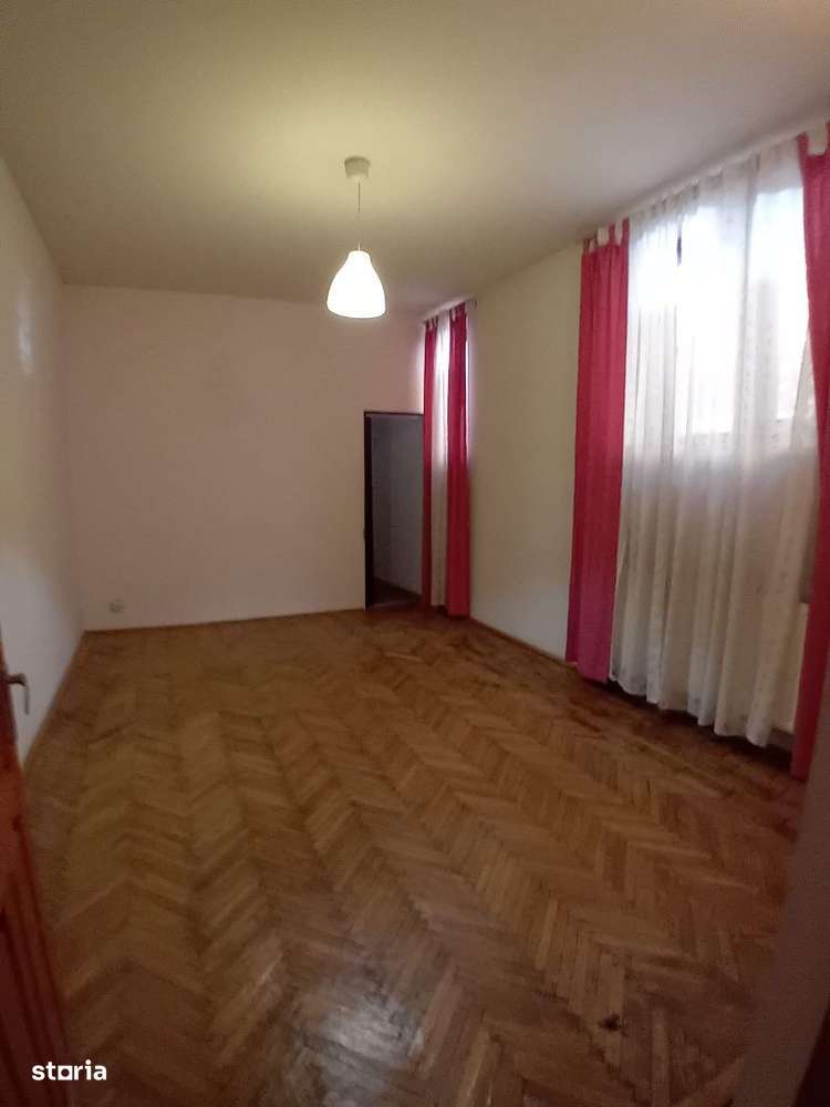Casa de vanzare - ultracentral Pitesti-18