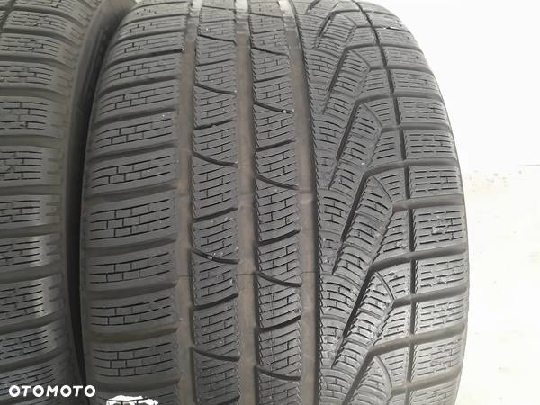 OPONY PIRELLI 285/35 R19 99V - 2