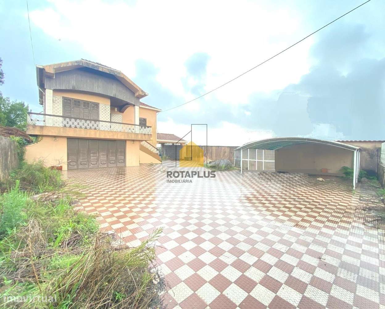 Moradia com terreno Castêlo da Maia-1