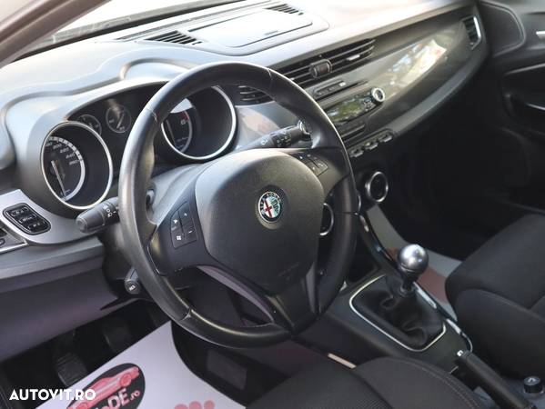 Alfa Romeo Giulietta 1.6 Mjet Distinctive - 12