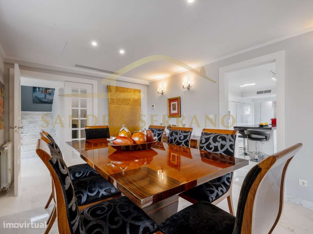 Moradia Exclusiva na Beloura com 10 assoalhadas, vista para o Golf ...-17