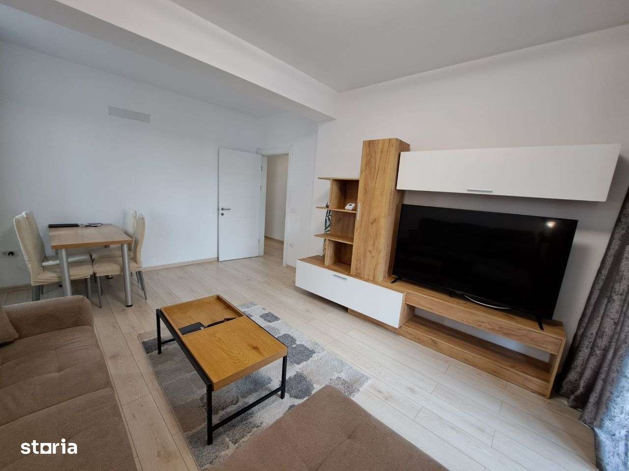 Apartament cu 2 camere structura mare zona Tractorul Coresi - Imagine principală: 5/18