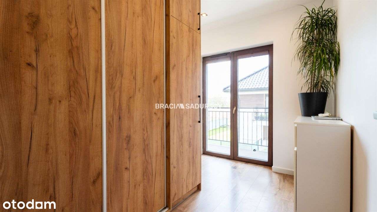 Nowoczesne mieszkanie II-poziomowe Węgrzce Wielkie-17