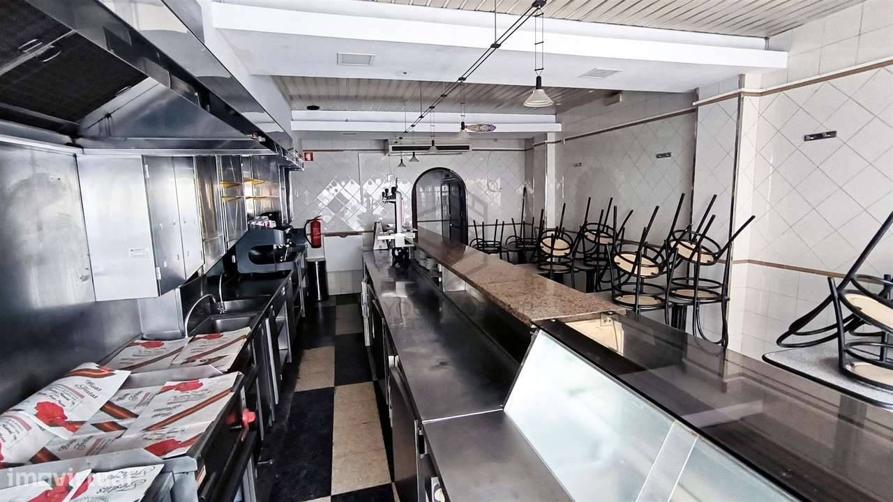 Loja  Venda em São Vicente,Lisboa-13