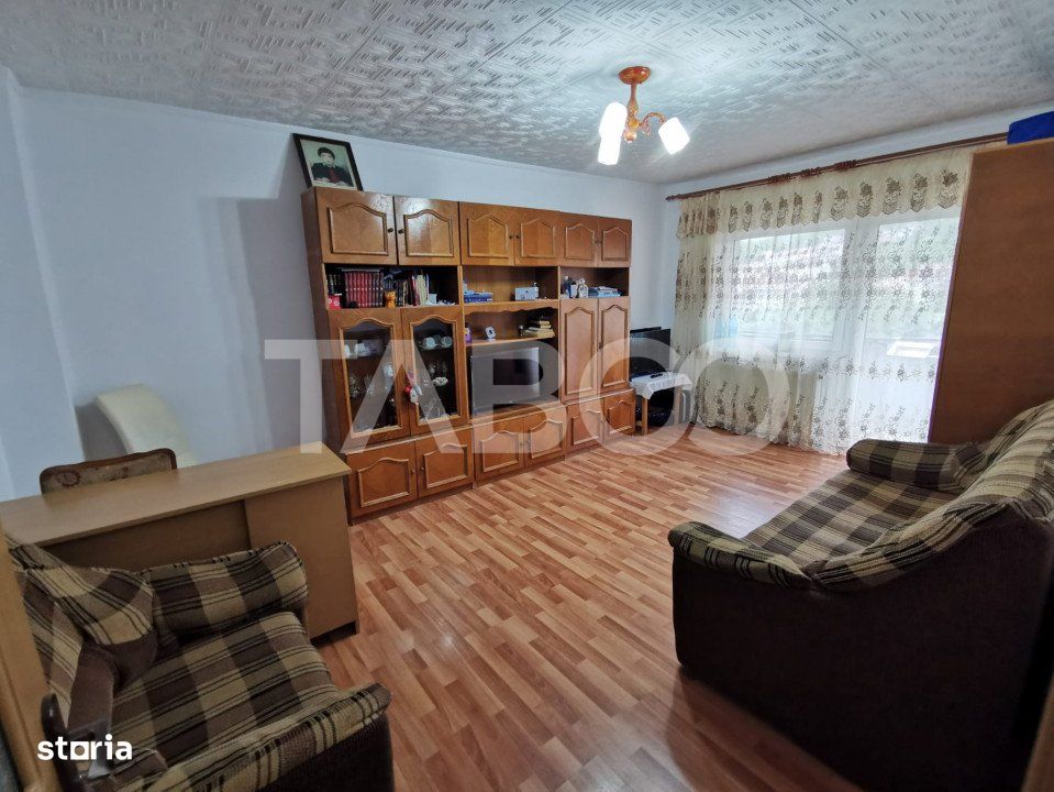 Apartament in Cisnadie cu 2 camere decomandate si 2 balcoane