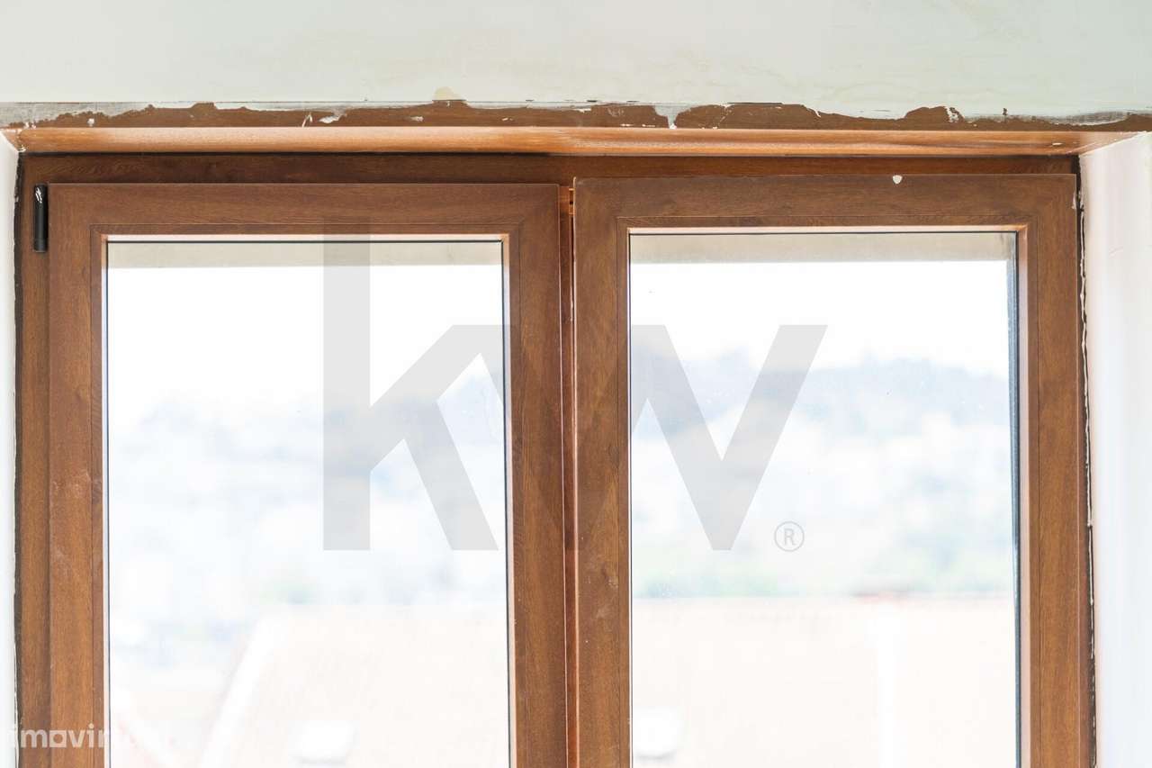 Apartamento T2 Transformado em 3 Estúdios – Bairro Norton de Matos, Co-23