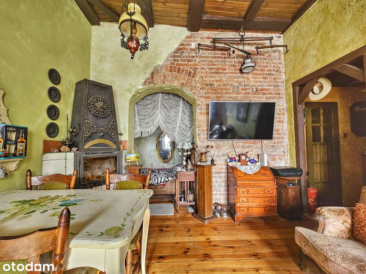 Duża i wyjątkowa kawalerka w ścisłym centrum-2