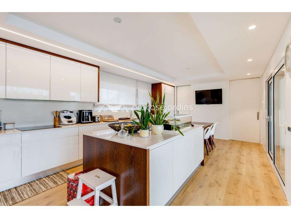Moradia T5 Contemporânea e elevada eficiência energética – Amor, Le...-24