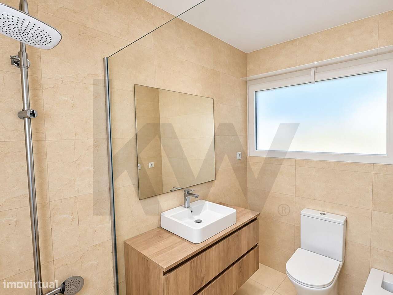 Moradia T4 com piscina e amplo jardim na Verdizela | Garagem para 4 vi-24