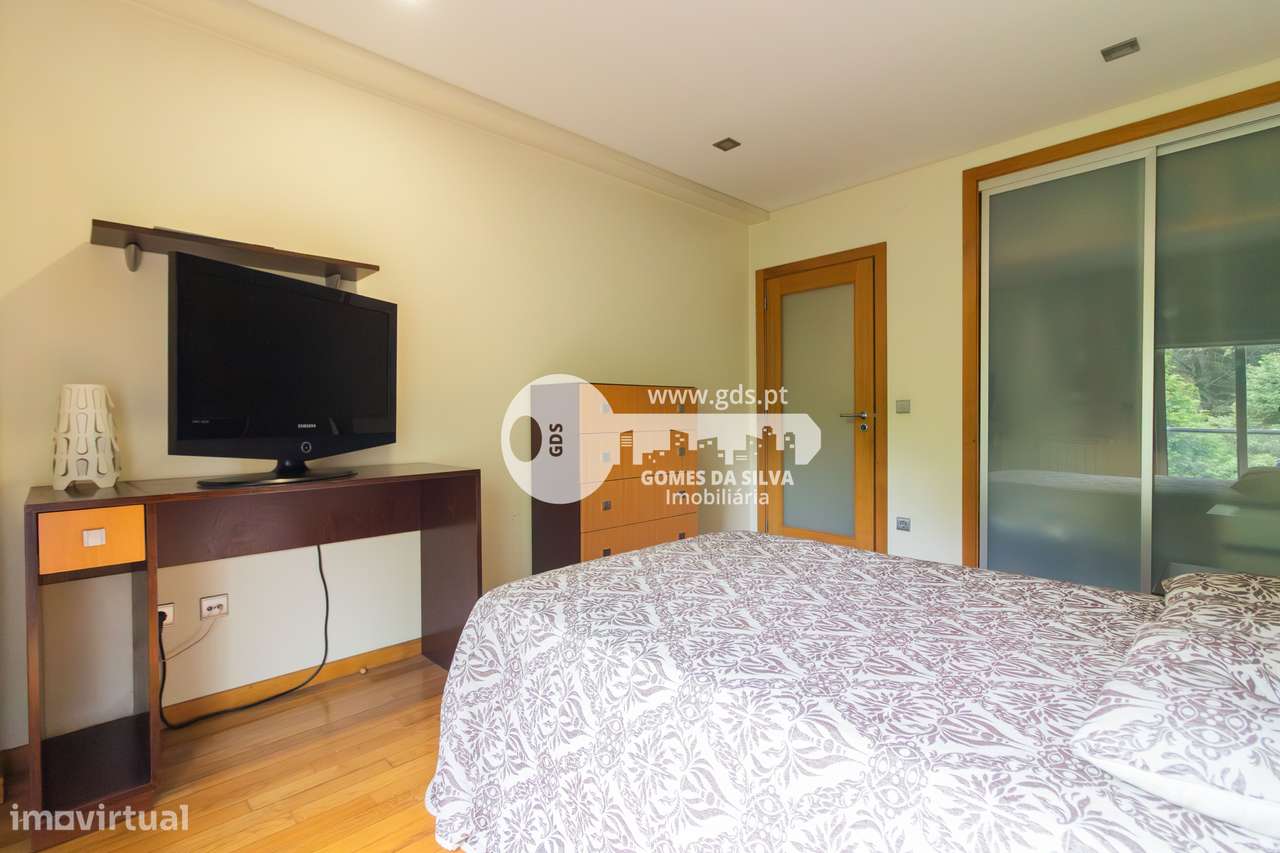 Apartamento T3 com excelentes áreas – Celeirós, Braga-28